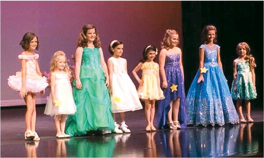 Queens, princesses crowned at first  Esperanza Pageant